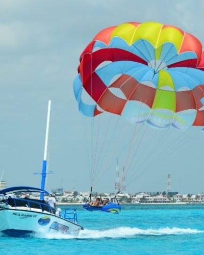 Parasailing_takingoff-e1636387152762-qegberqtvqrq9y2lct12sllsu3eflpz34q145hzq14