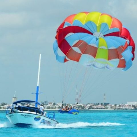 Parasailing_takingoff-e1636387152762-qegberqtvqrq9y2lct12sllsu3eflpz34q145hzq14