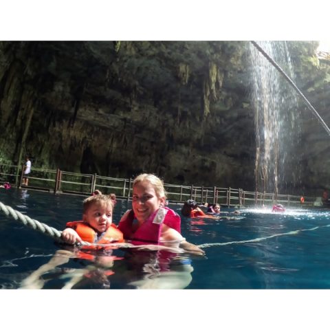 Xunaan-Cenote-Mom-and-kid