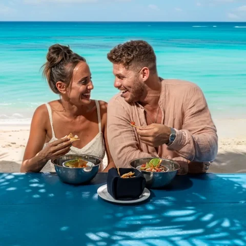 kuza-escape-cozumel-beachfront-dining