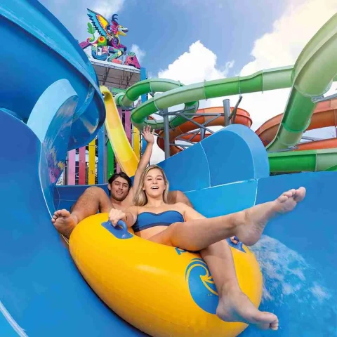 kuza-full-experience-cozumel-water-park-tube-slide